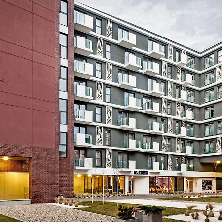 Apartahotel Invite 4*