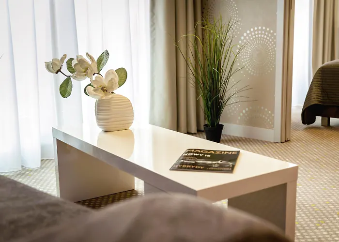 Invite Aparthotel 4*