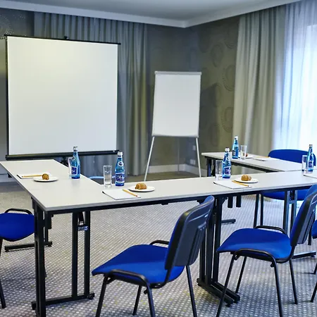 Invite Apart-hotel Wrocław