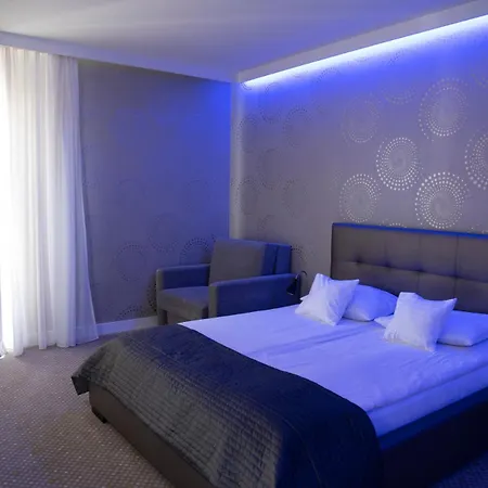 Invite Apart-hotel Wrocław