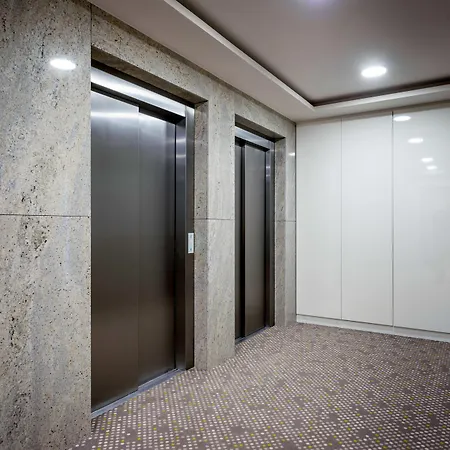 Invite Aparthotel 4*