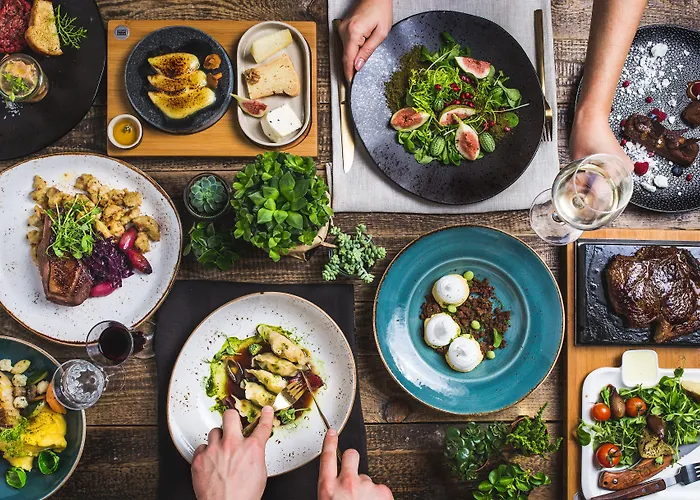 מלון דירות Invite 4*