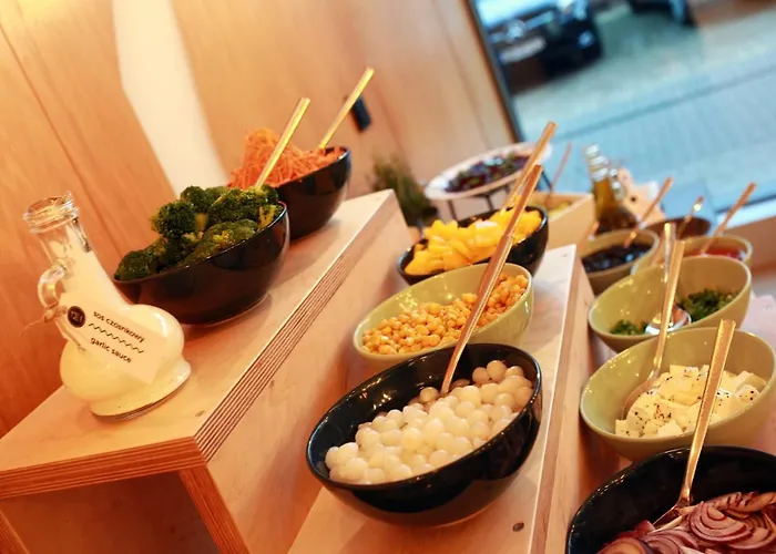 インバイト アパートホテル 4*